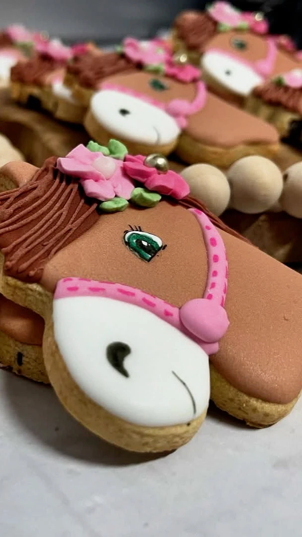 biscuits chevaux en glace royale